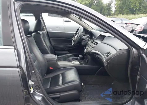 2011 Honda Accord 2.4 Se from USA, damaged, VIN 1HGCP2F61BA046936